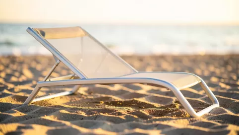 lekki leżak plażowy aluminiowy